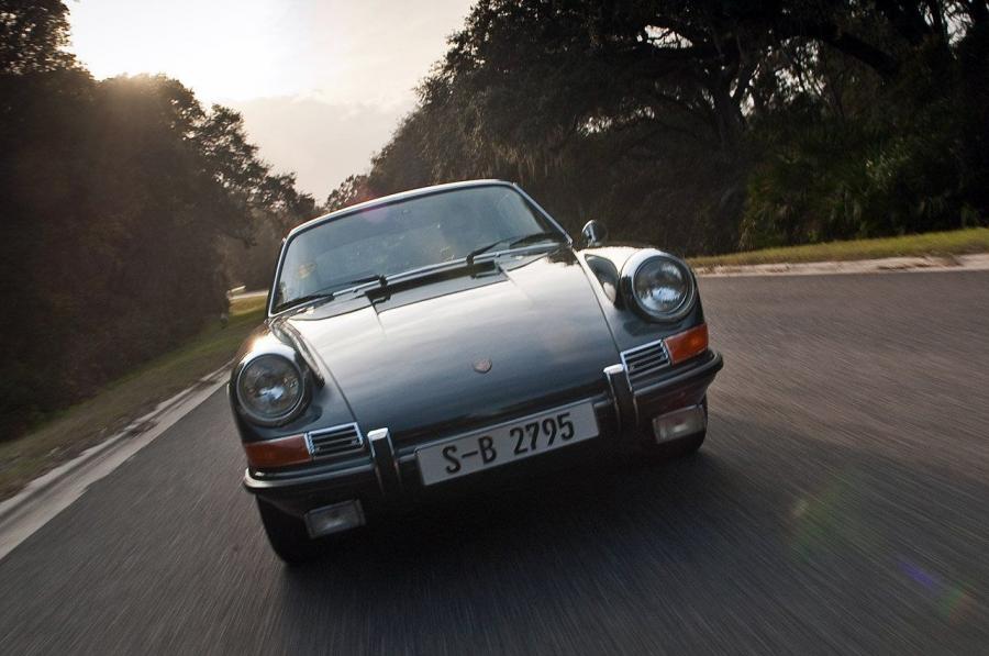  Porsche 911 S 2.2 1970 года  (фото 10 из 31)